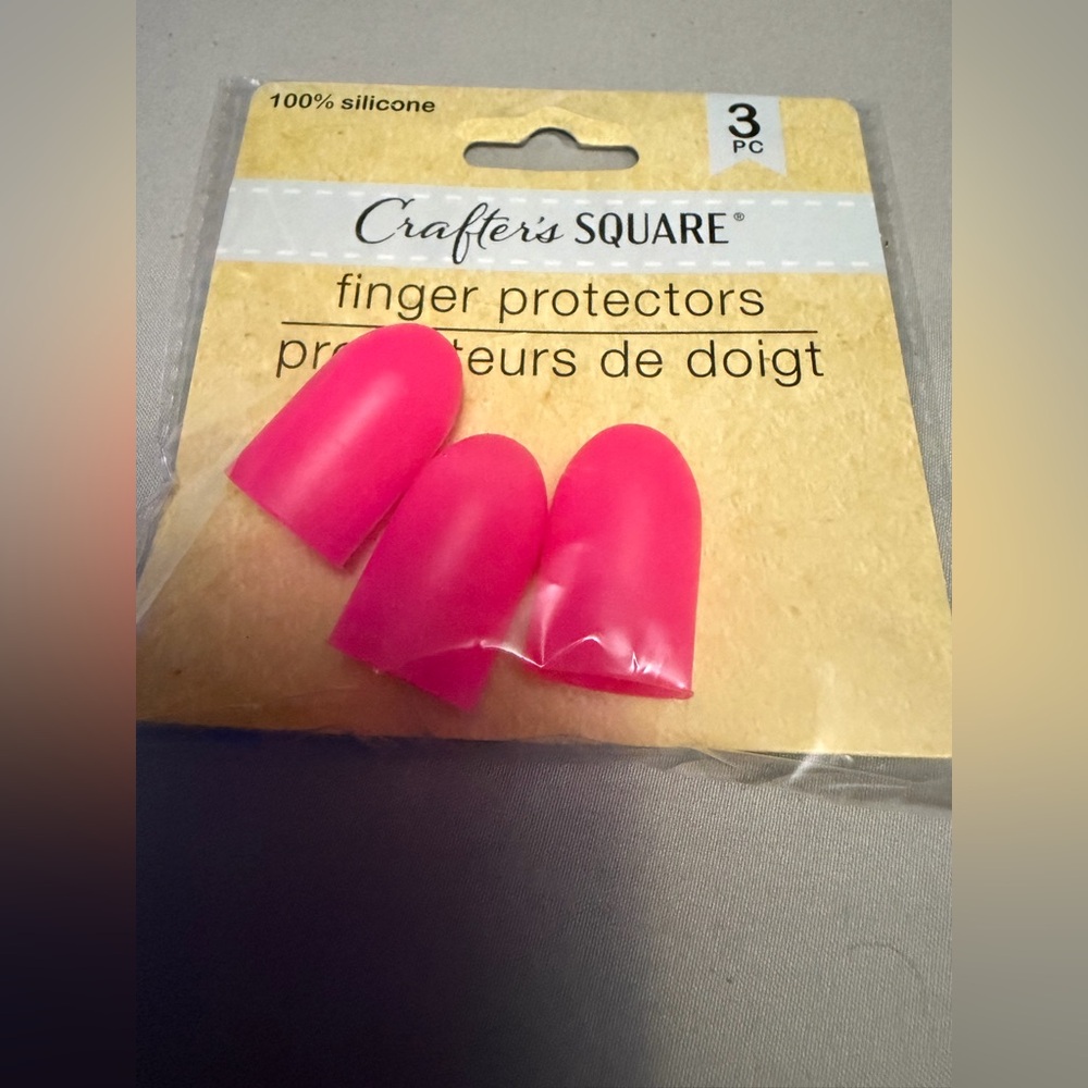 Crafter's Square Pink Finger Protectors